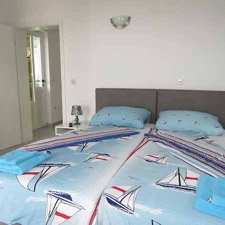 Apartament Caleta Baška Voda